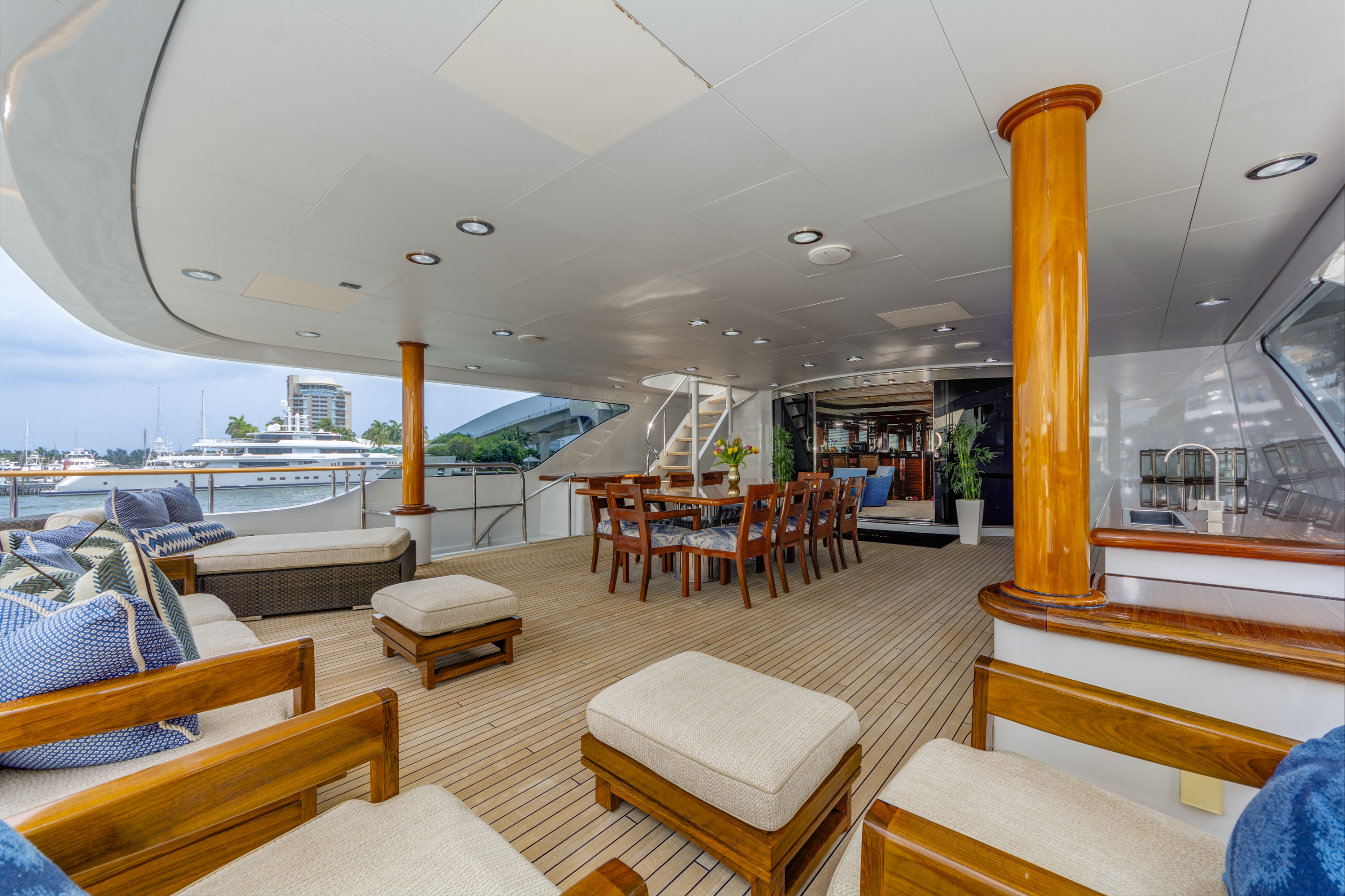 sky deck aft area.jpg