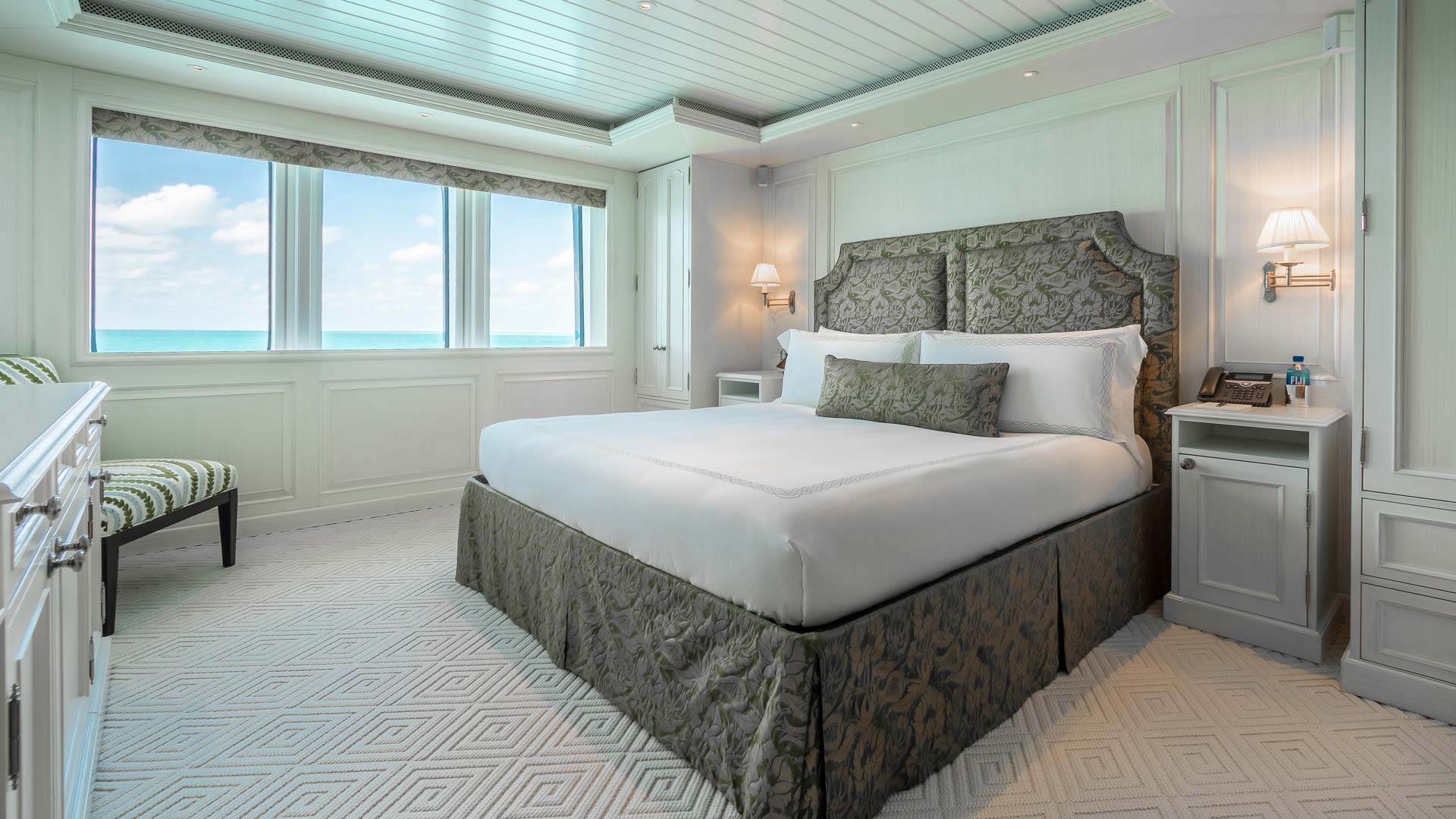 staterooms - guest double .jpg