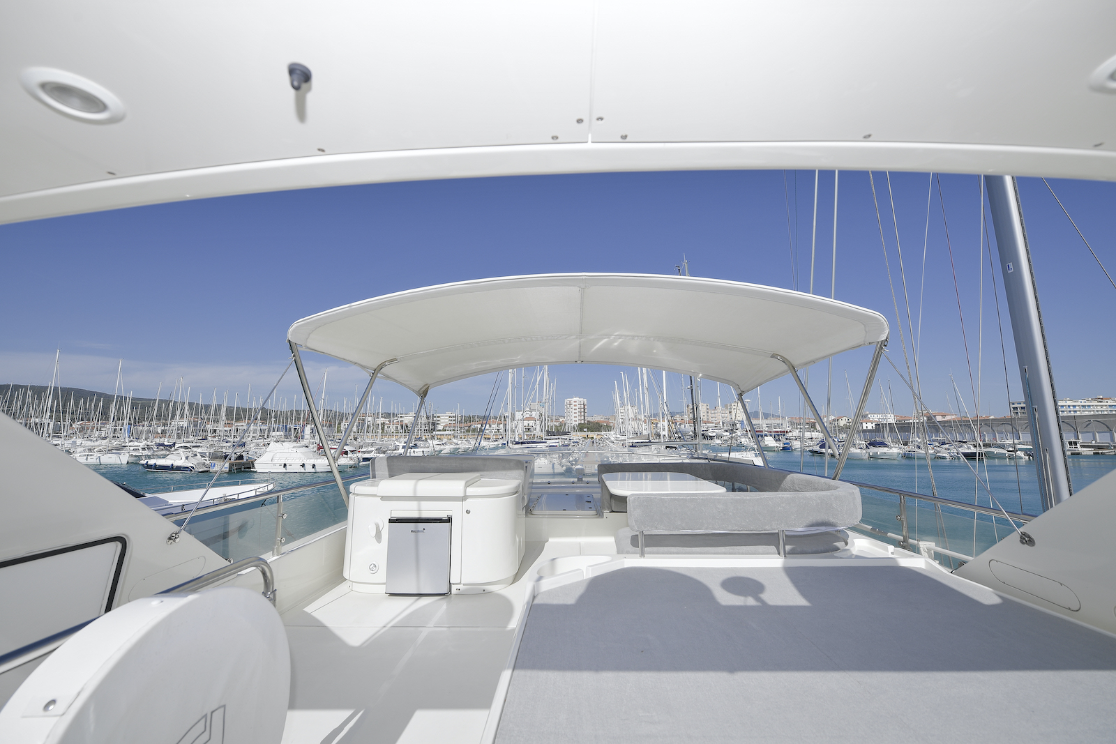 sun deck   .jpg