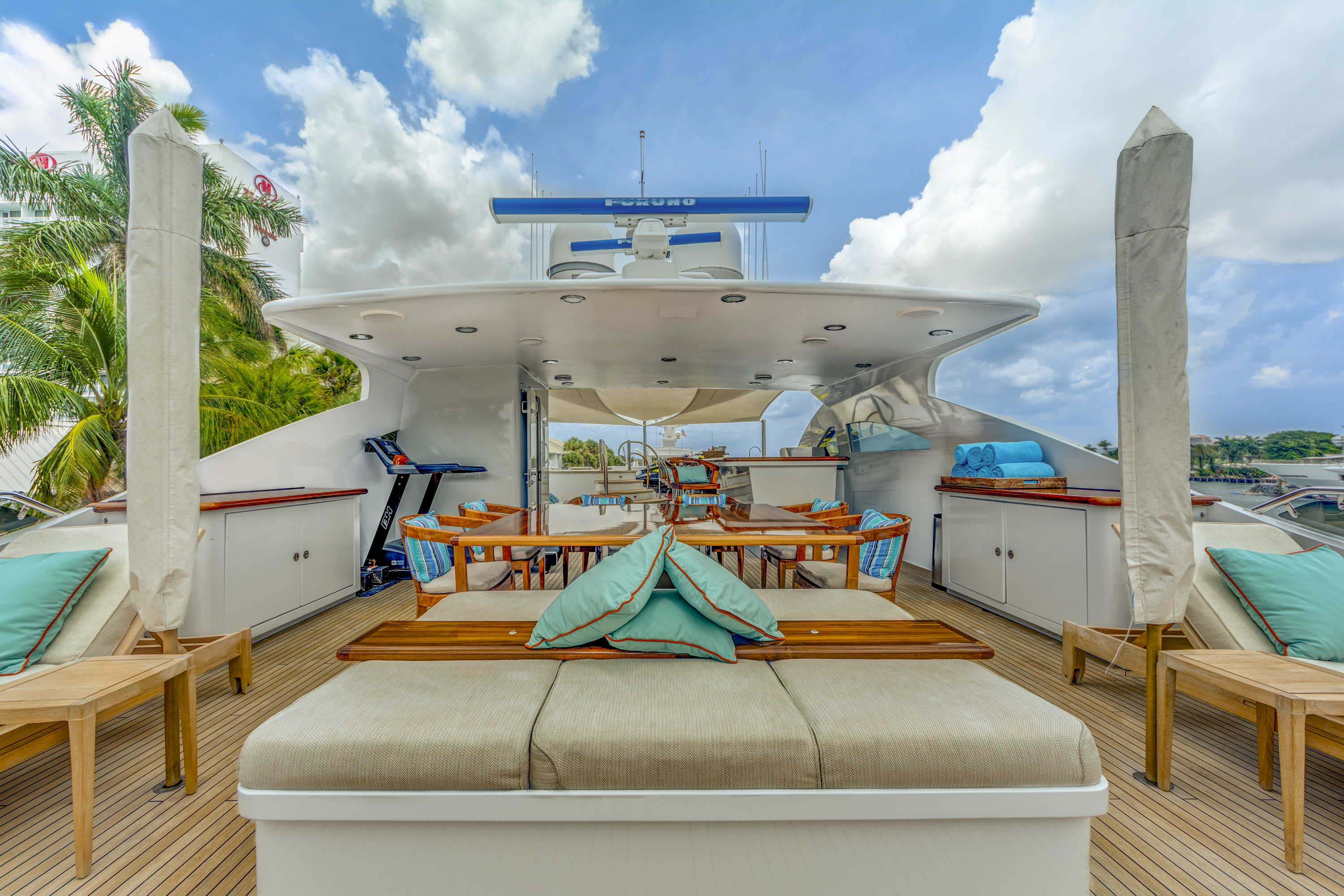 sun deck  .jpg