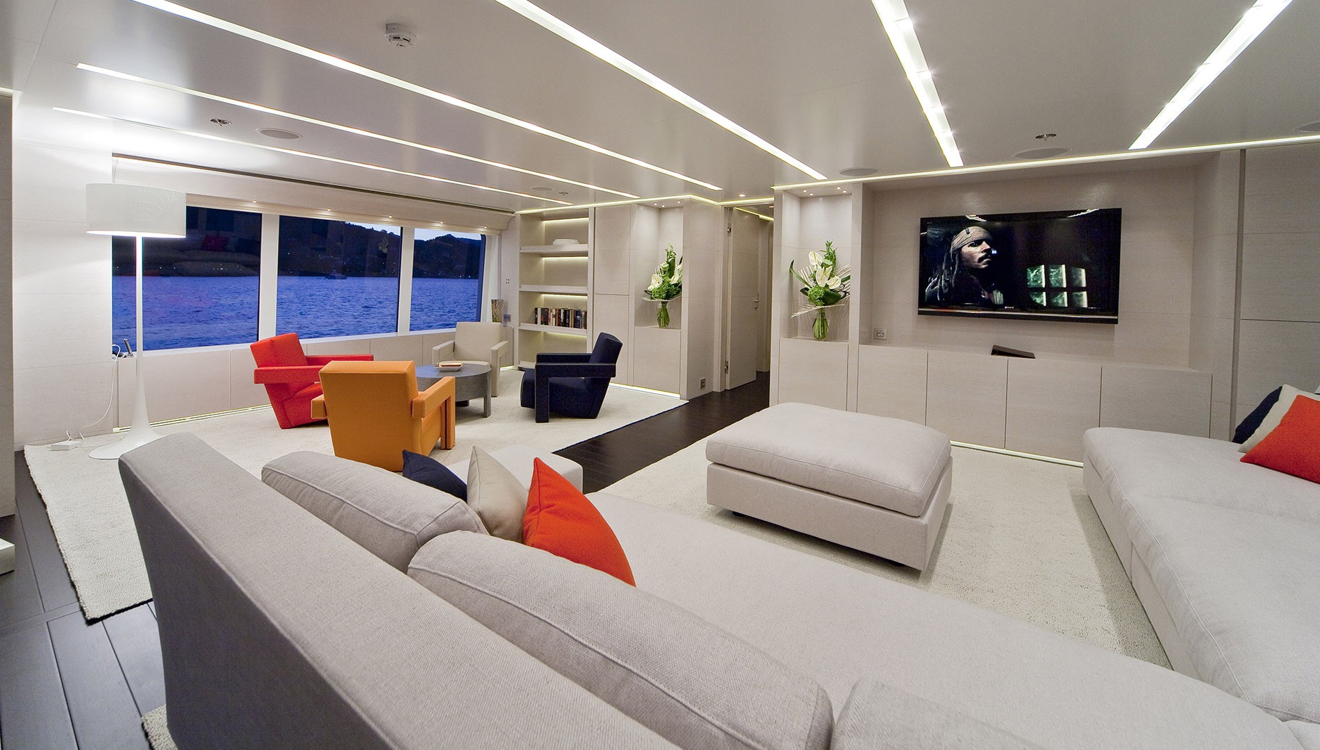 upper deck salon.jpg