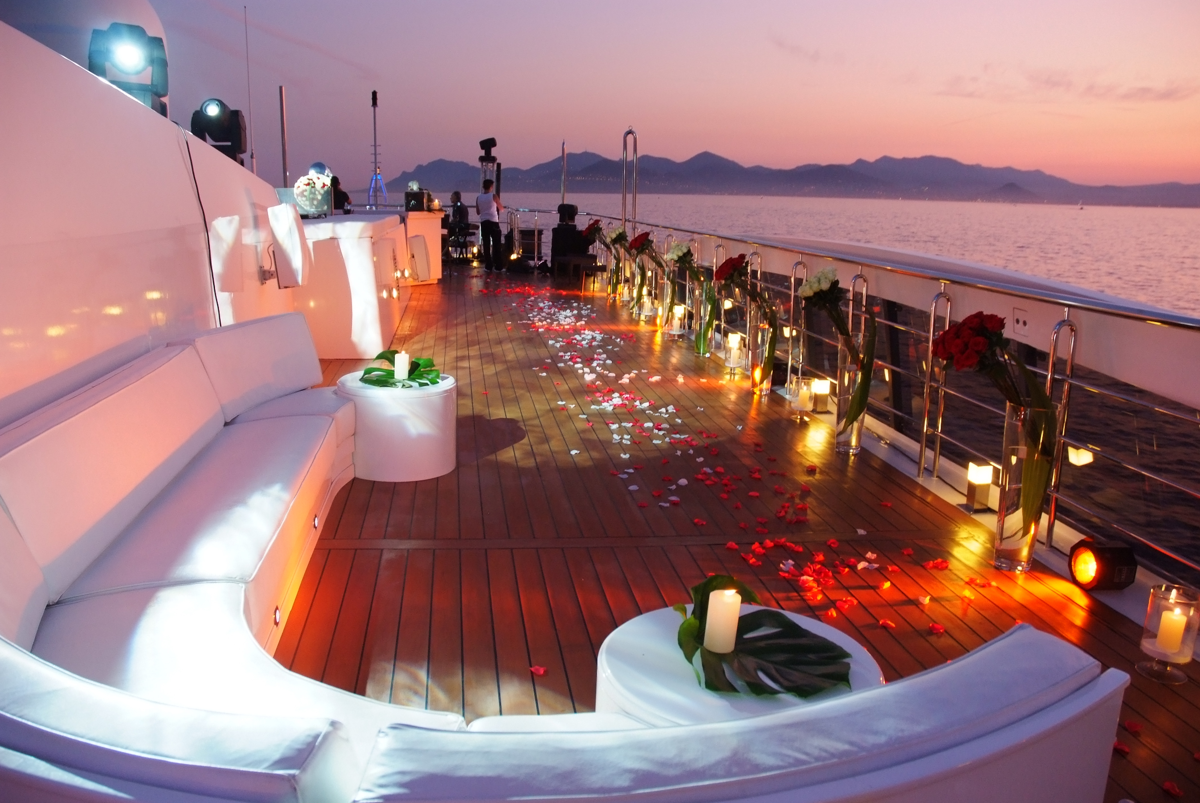 yacht party.jpg