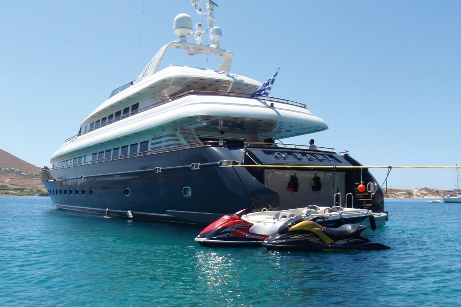 yacht-jaan-ypi-exterior-1.jpg