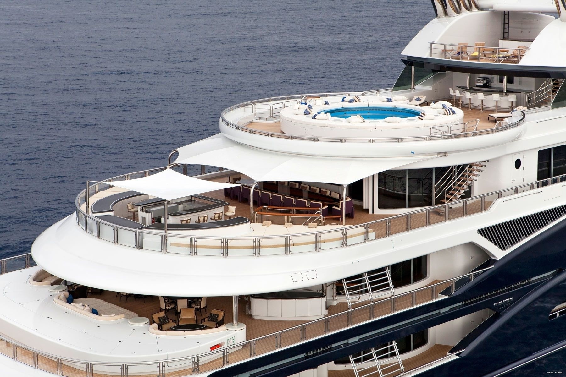 [133m-Yacht-SERENE]-6298-123.jpg