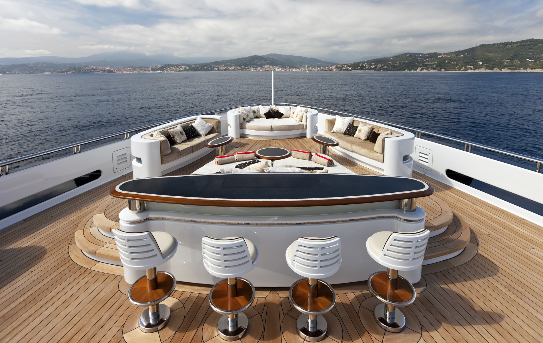 [133m-Yacht-SERENE]-6298-21.jpg