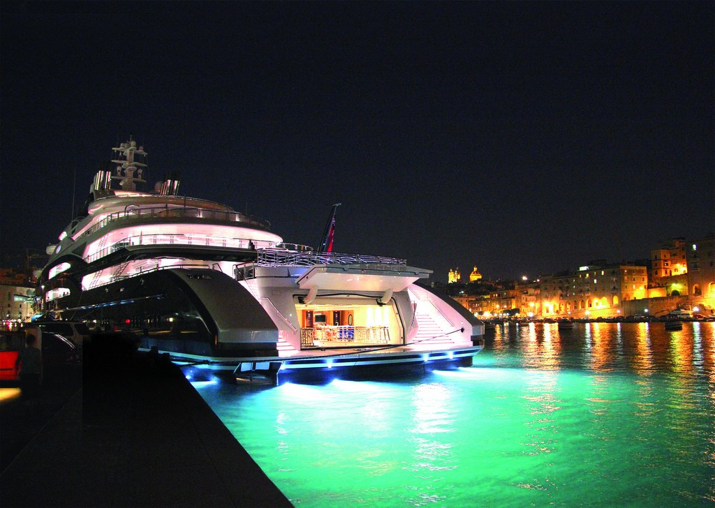 [133m-Yacht-SERENE]-6298-47.jpg