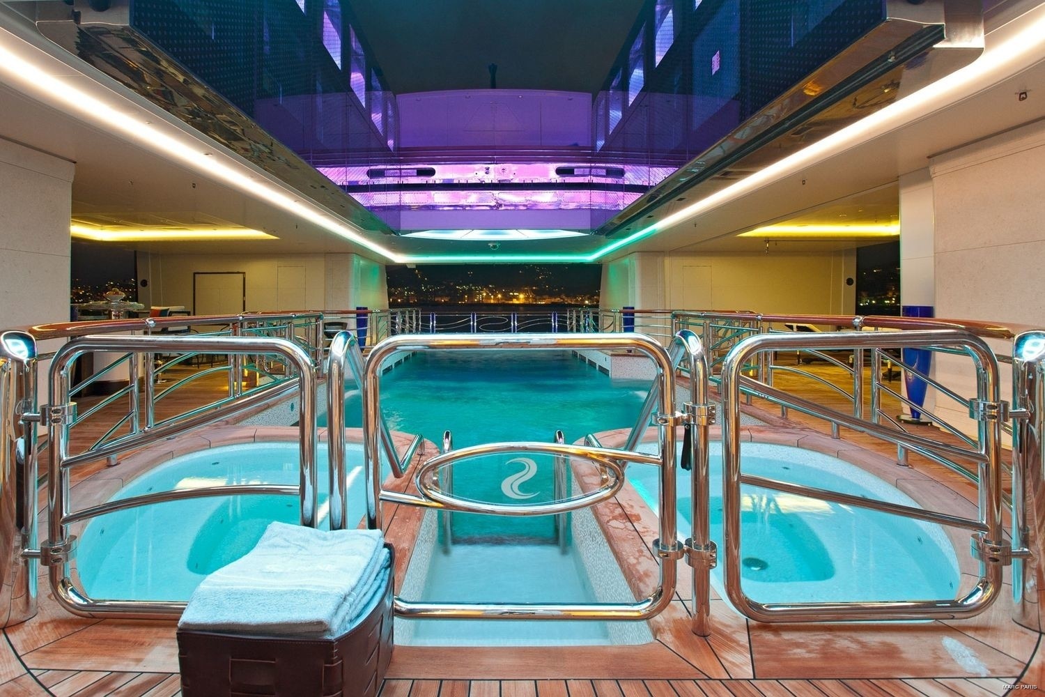 [133m-Yacht-SERENE]-6298-80.jpg