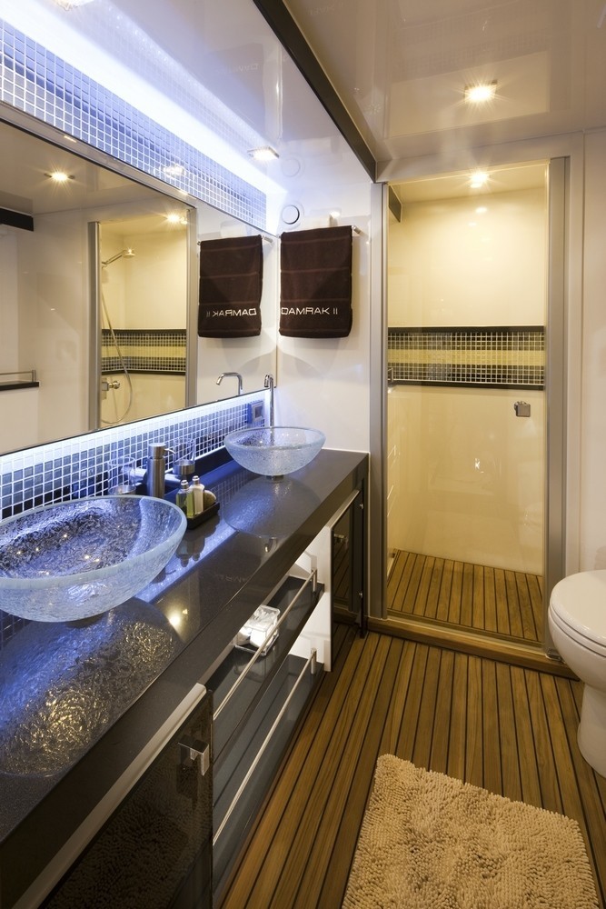 [21m-Yacht-DAMRAK-II]-6450-169.jpg