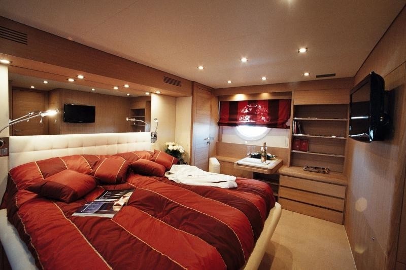 [23m-Yacht-KRYS-KAR]-6965-122.jpg