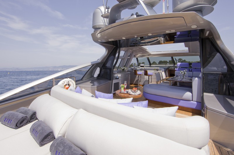 [23m-Yacht-LOW-BLOW]-6915-19.jpg