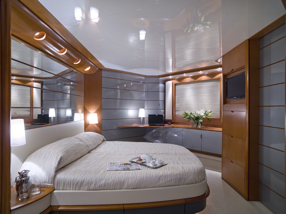 [23m-Yacht-LOW-BLOW]-6915-21.jpg
