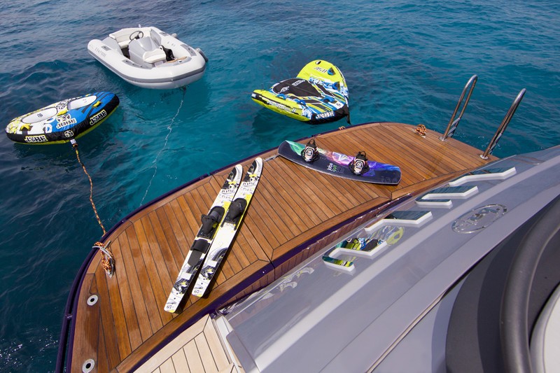 [23m-Yacht-LOW-BLOW]-6915-75.jpg