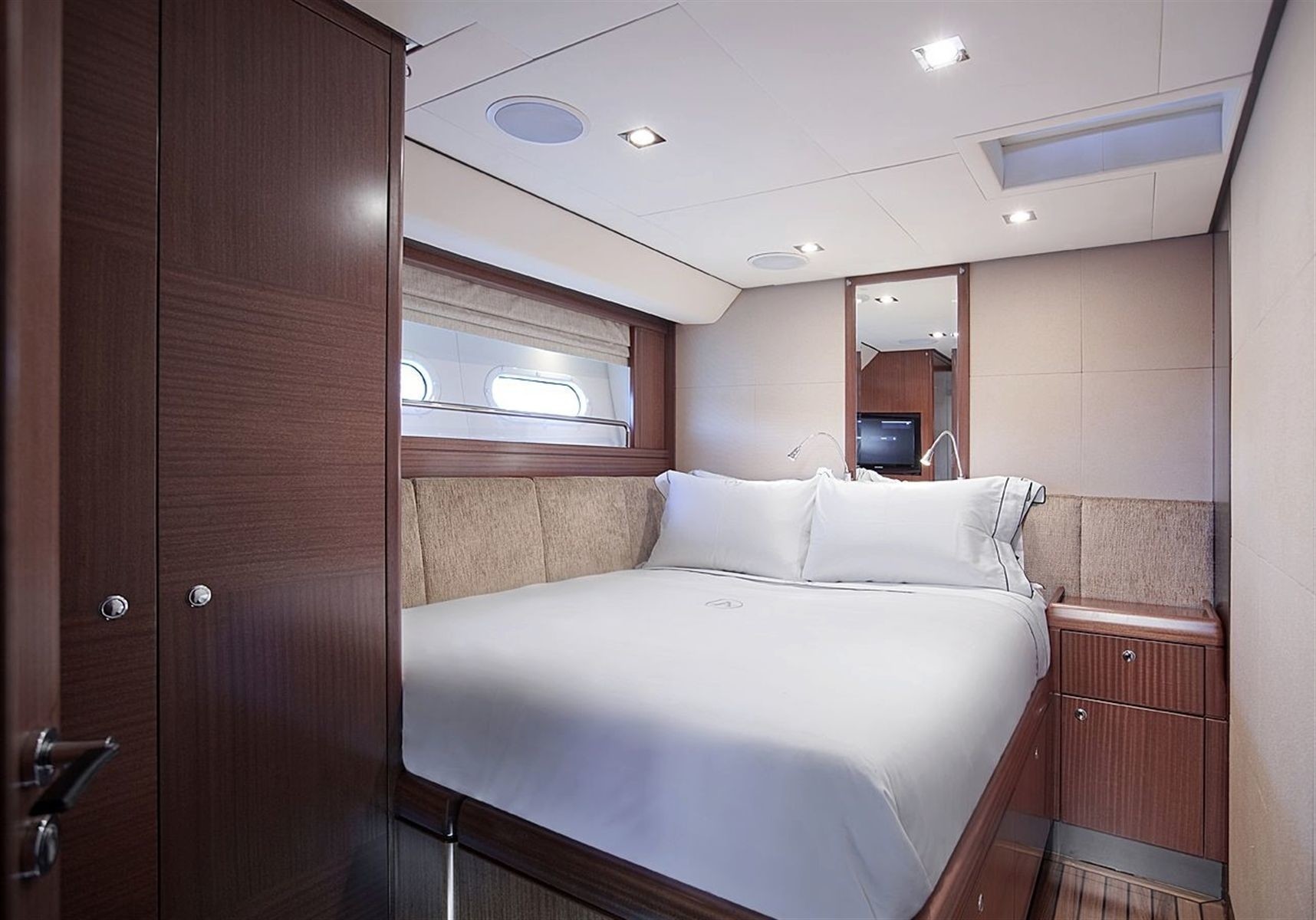 [24m-Yacht-AIYANA]-6055-106.jpg