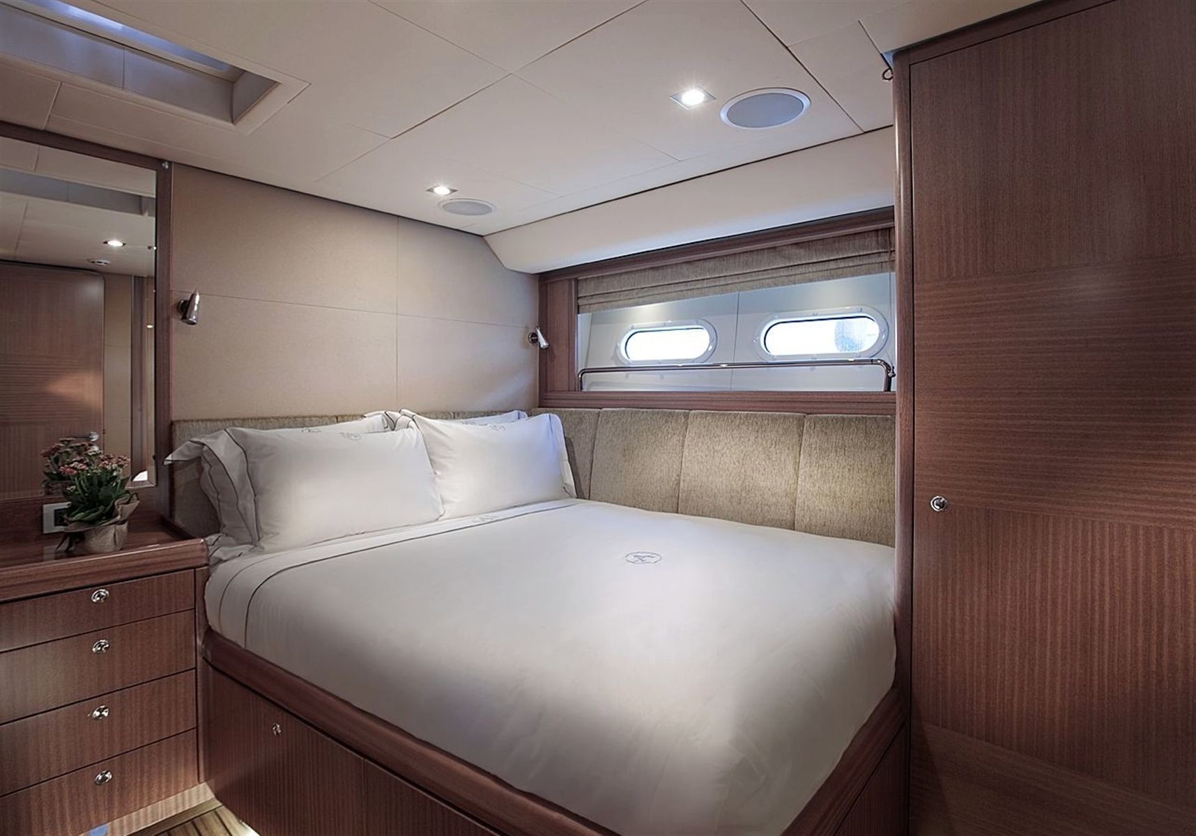 [24m-Yacht-AIYANA]-6055-138.jpg