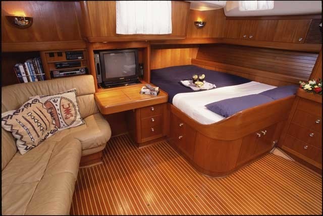 [24m-Yacht-CAPERCAILLIE]-6771-148.jpg