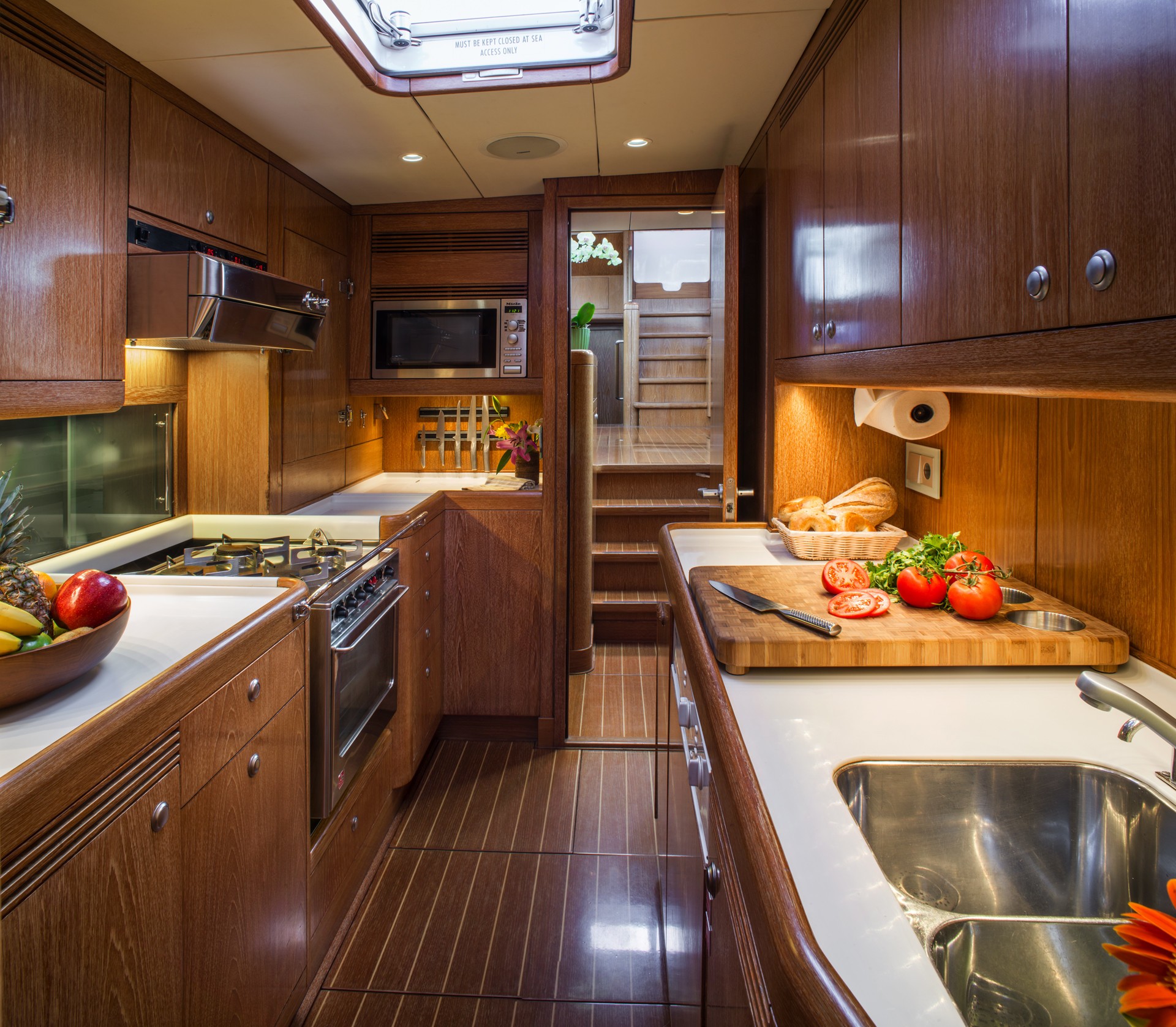 [24m-Yacht-CLEVELANDER]-6176-109.jpg