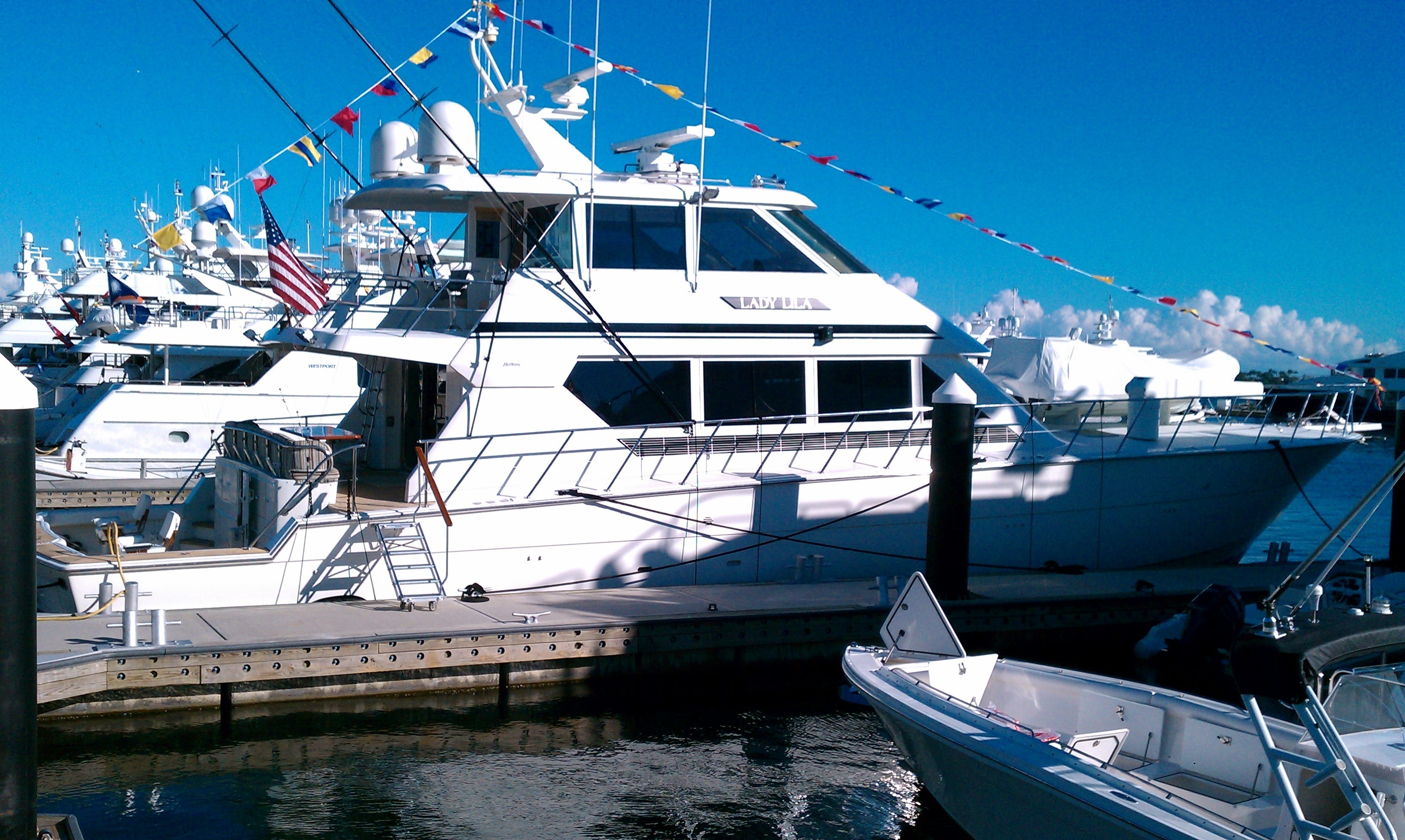 [24m-Yacht-LADY-LILA]-6880-22.jpg