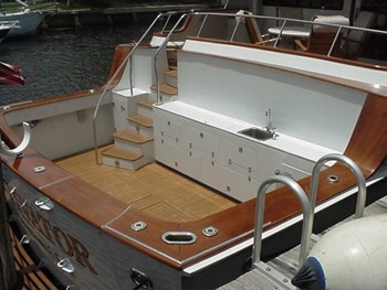 [25m-Yacht-CAPTIVATOR]-6857-122.jpg