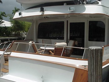 [25m-Yacht-CAPTIVATOR]-6857-97.jpg