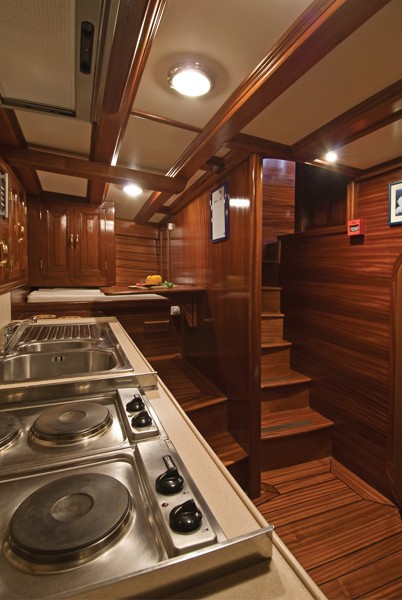 [26m-Yacht-SANTA-LUCIA]-6971-112.jpg