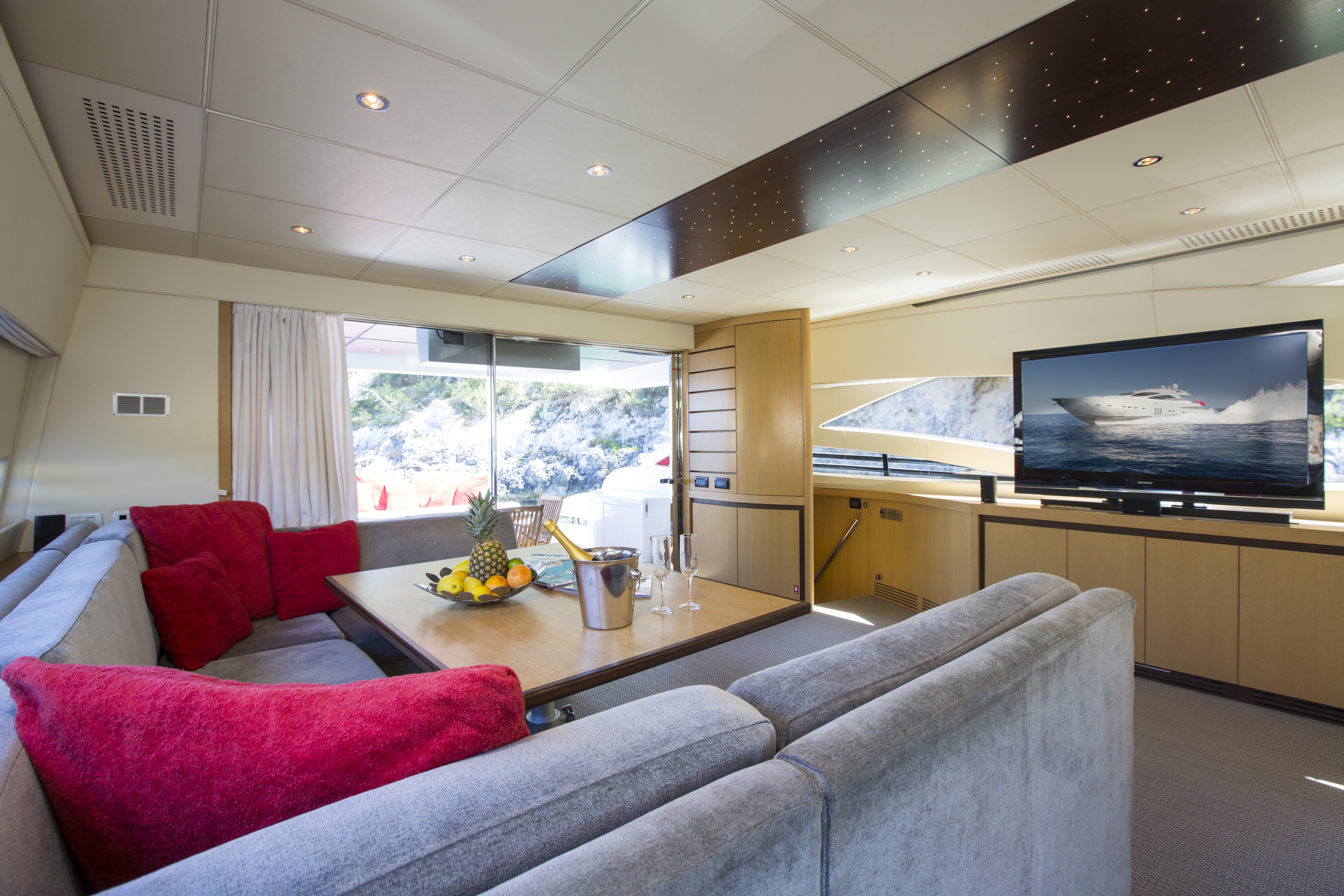 [27m-Yacht-TIGER-LILY-OF-LONDON]-6701-50.jpg