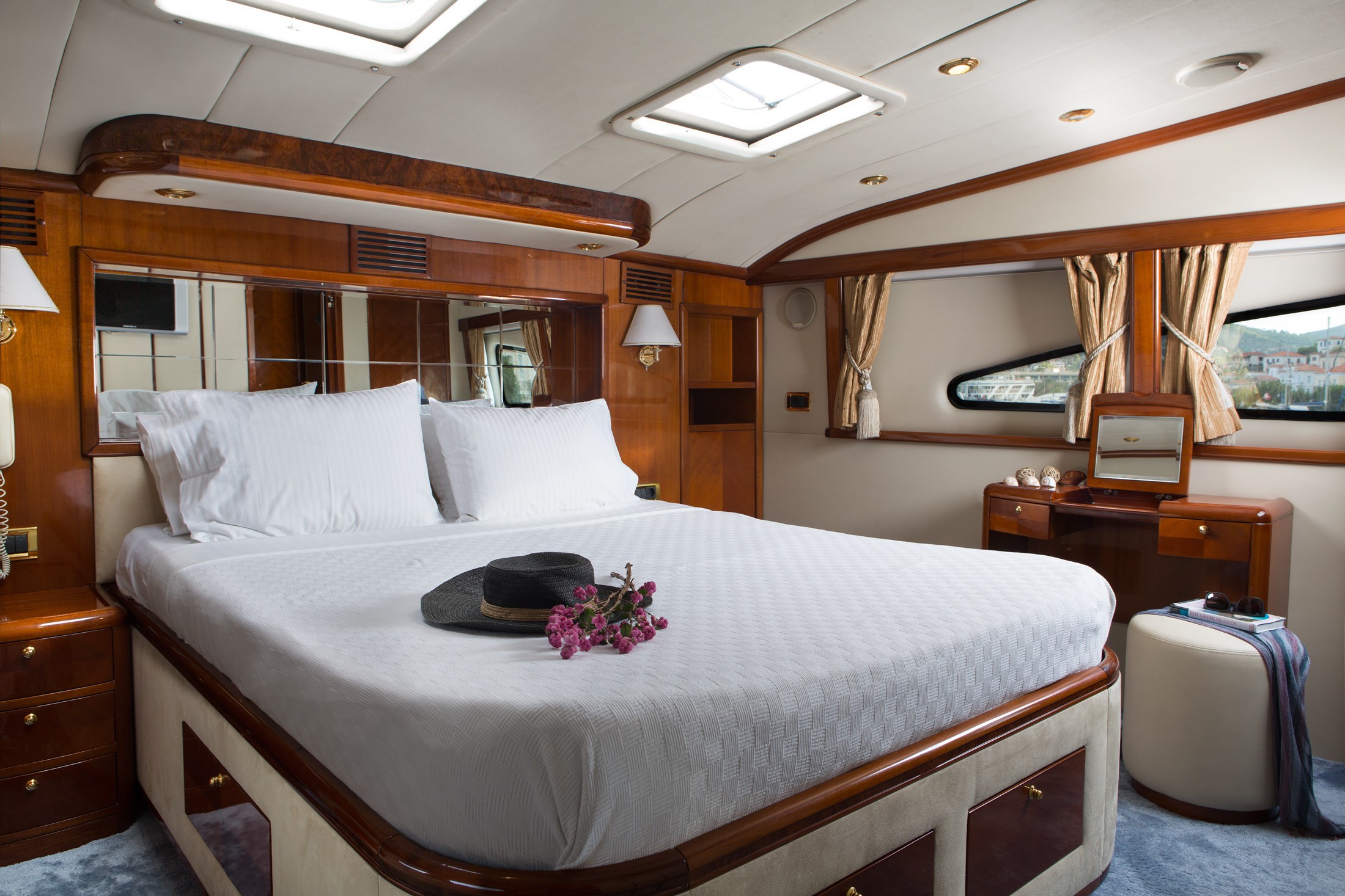 [28m-Yacht-NITTA-V]-6893-132.jpg