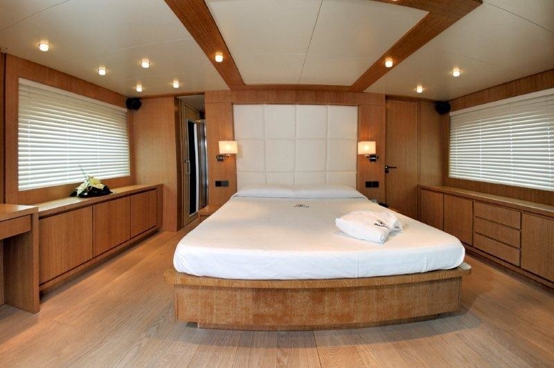 [29m-Yacht-MASTIFF]-6902-27.jpg