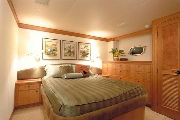[30m-Yacht-BESAME]-6733-18.jpg