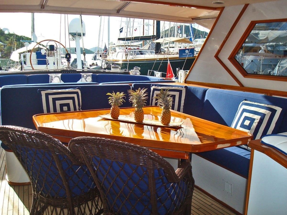 [30m-Yacht-CALDERA]-6106-80.jpg