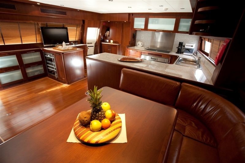 [30m-Yacht-MARIA-II-OF-LONDON]-6183-131.jpg