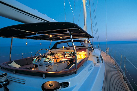 [30m-Yacht-WAVELENGTH]-651-161.jpg