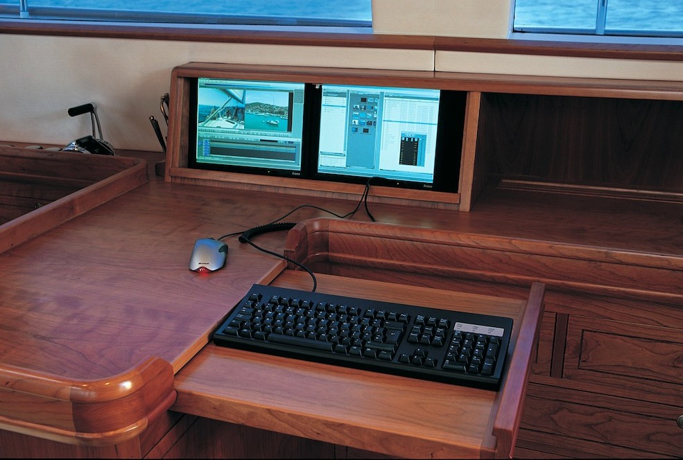 [30m-Yacht-WAVELENGTH]-651-19.jpg