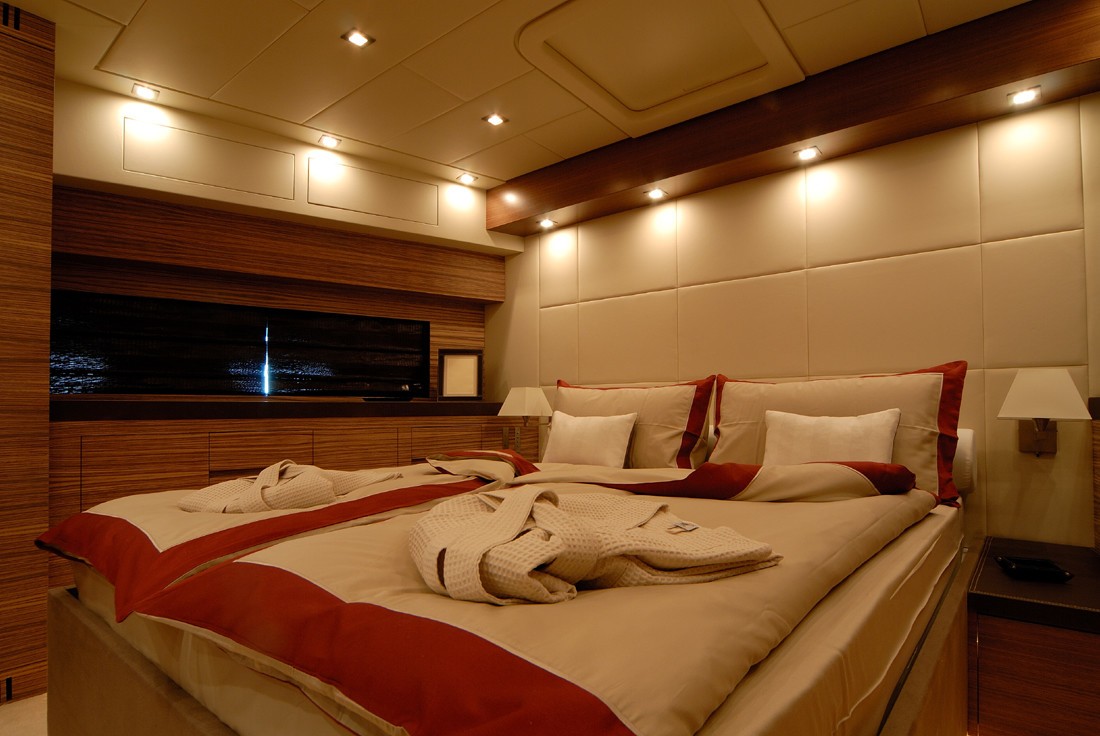 [31m-Yacht-ALEON]-6751-101.jpg