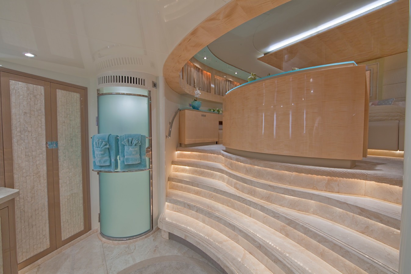 [31m-Yacht-DIAMOND-GIRL]-6181-153.jpg