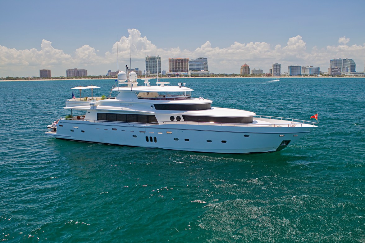 [31m-Yacht-DIAMOND-GIRL]-6181-215.jpg