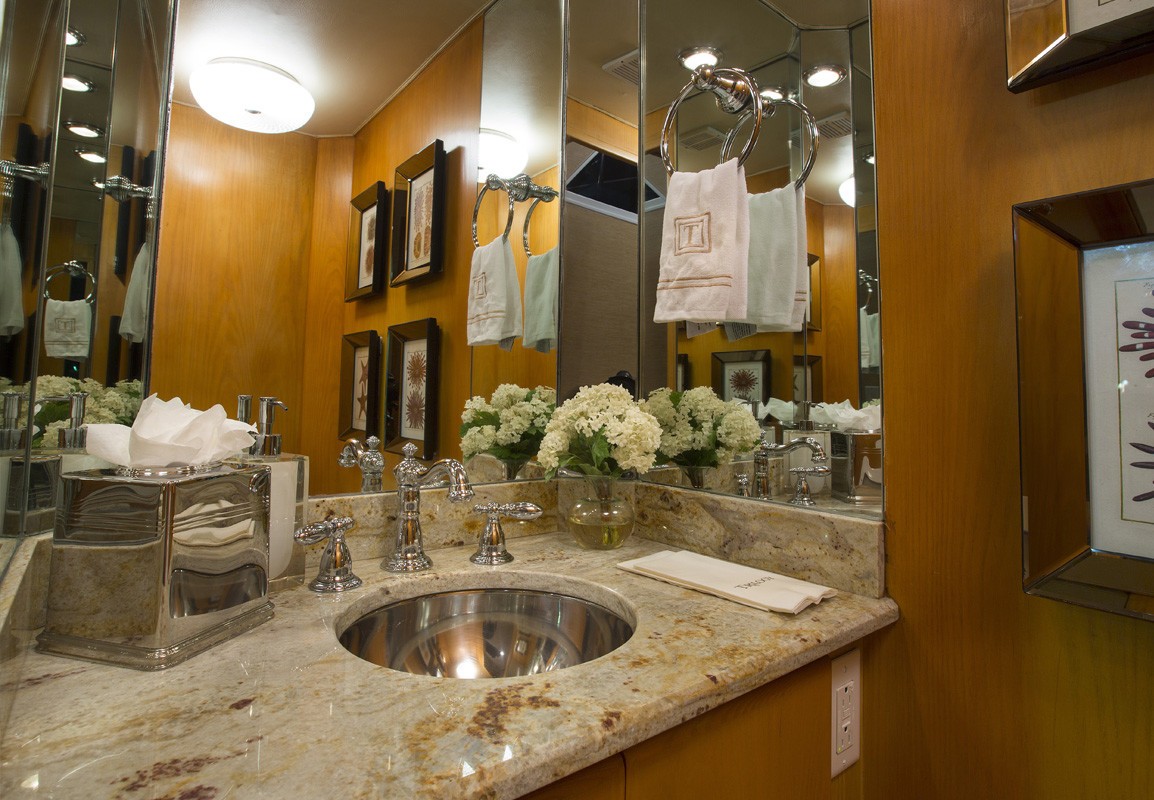 [31m-Yacht-TRILOGY]-6658-109.jpg