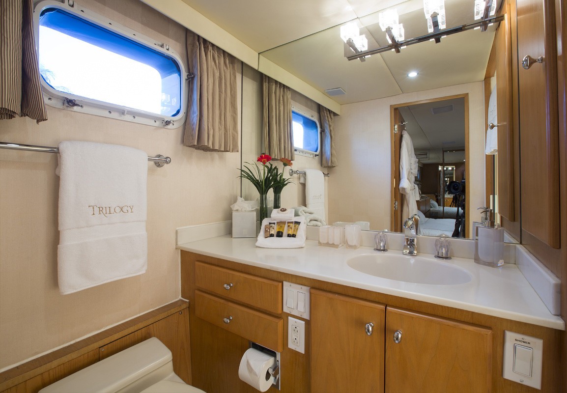 [31m-Yacht-TRILOGY]-6658-131.jpg