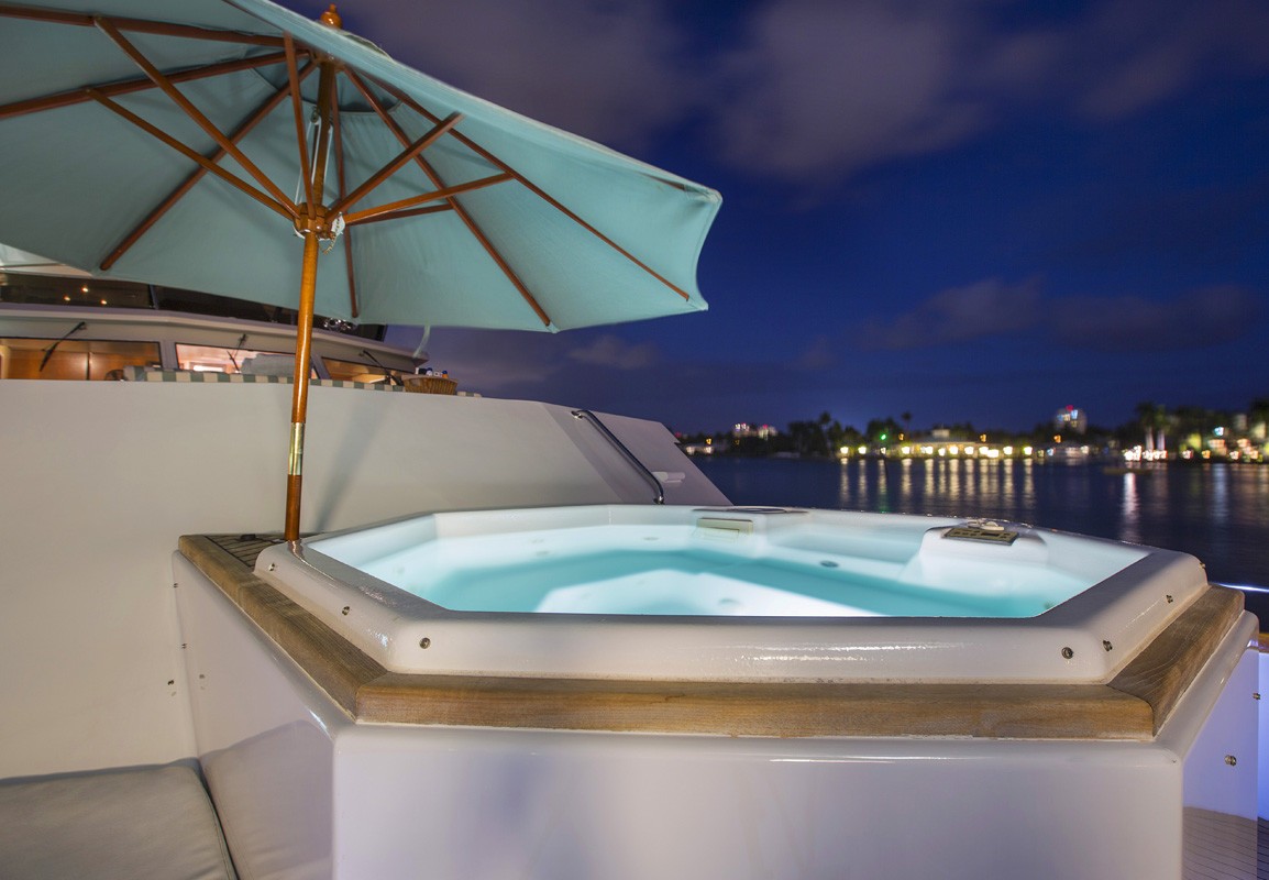 [31m-Yacht-TRILOGY]-6658-165.jpg