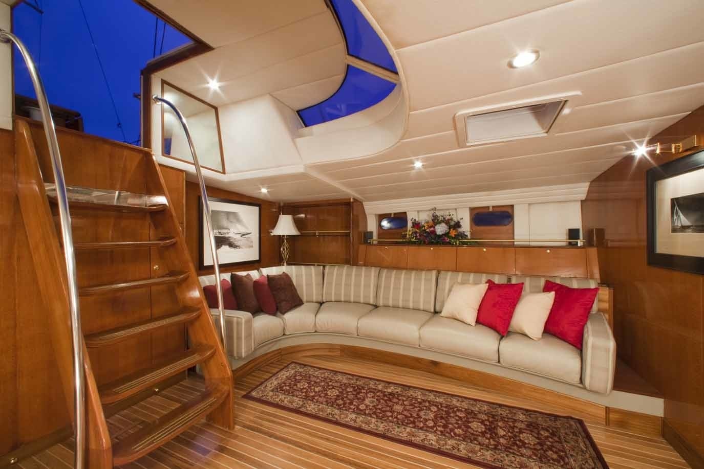 [32m-Yacht-APACHE]-6071-74.jpg