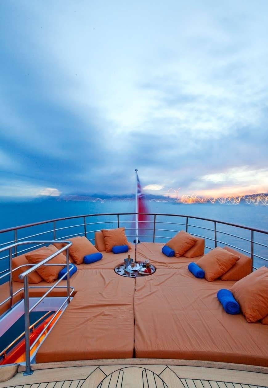 [32m-Yacht-CAMARA-C]-6193-73.jpg
