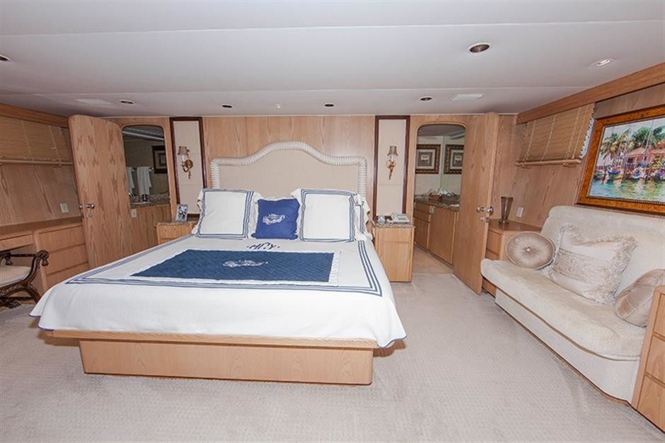 [32m-Yacht-FREE-BIRD]-6659-154.jpg