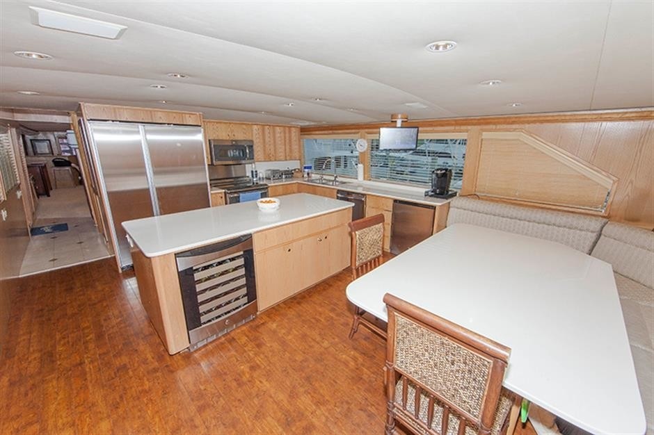 [32m-Yacht-FREE-BIRD]-6659-178.jpg