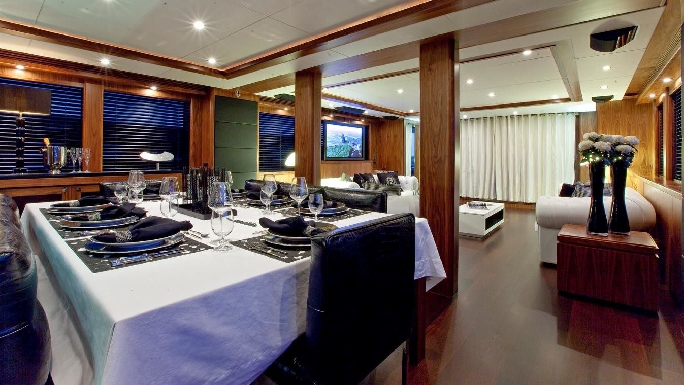 [34m-Yacht-BLACK-AND-WHITE]-6122-154.jpg
