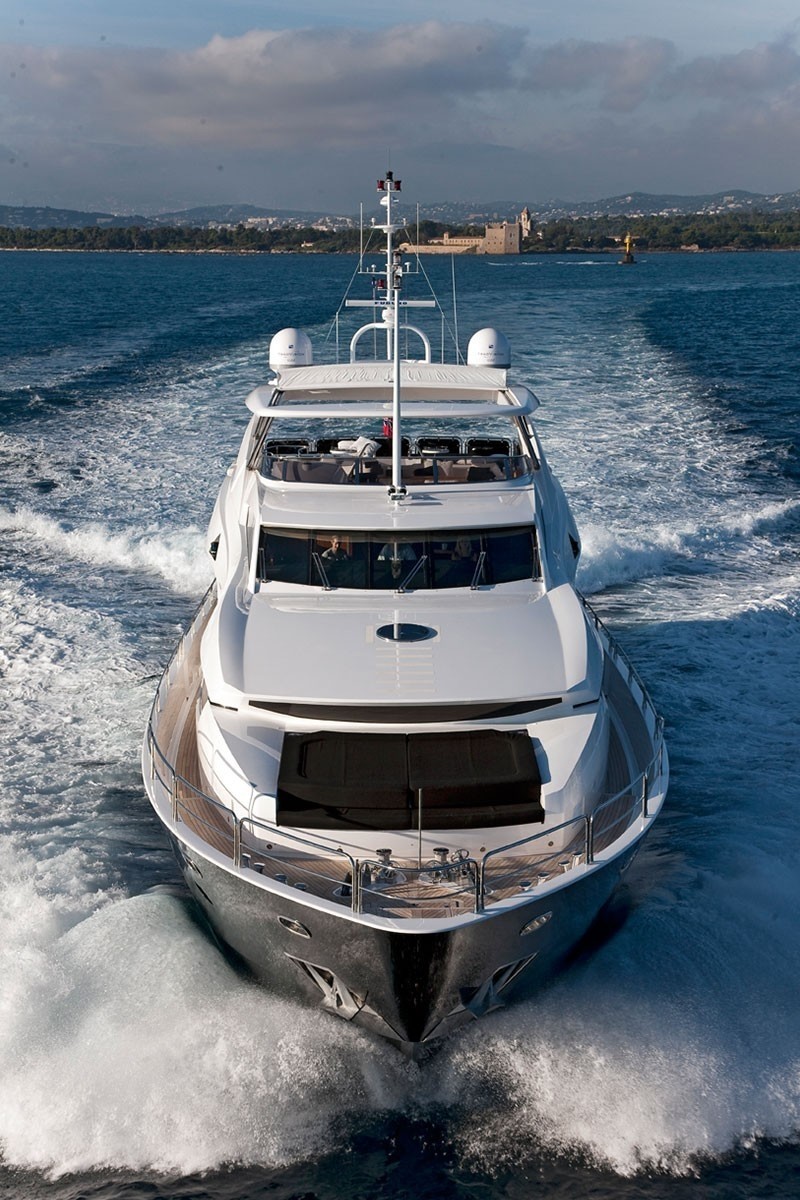 [34m-Yacht-BLACK-AND-WHITE]-6122-192.jpg