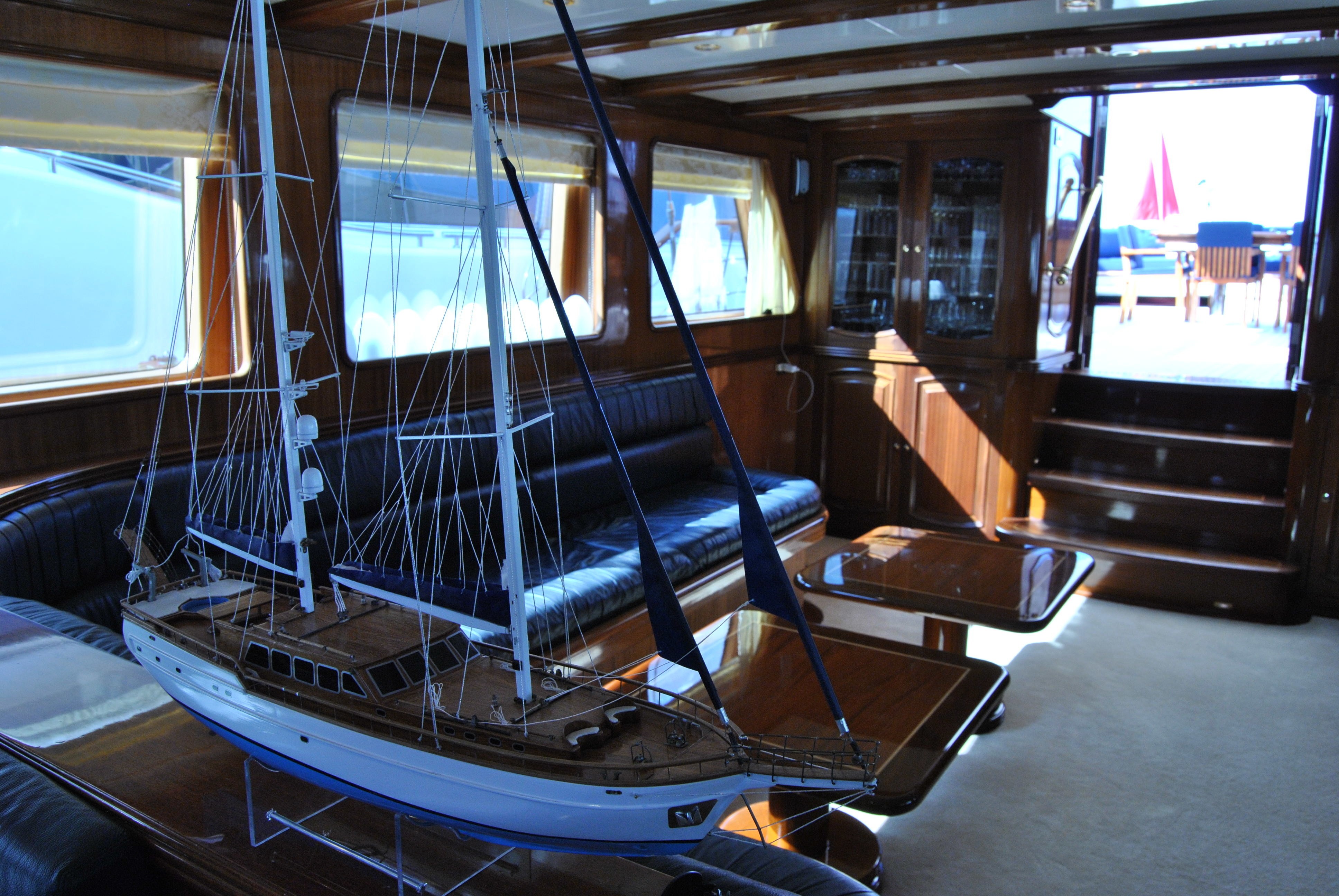 [34m-Yacht-BLUE-EYES]-6795-26.jpg