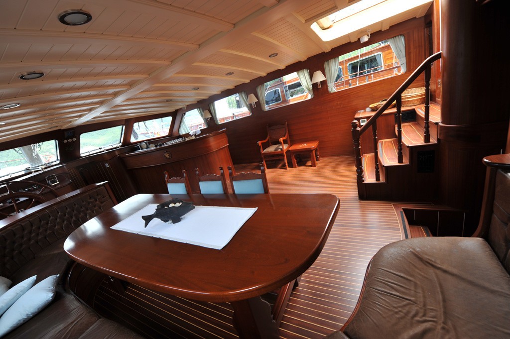 [34m-Yacht-PRINCESS-KARIA-II]-6794-28.jpg