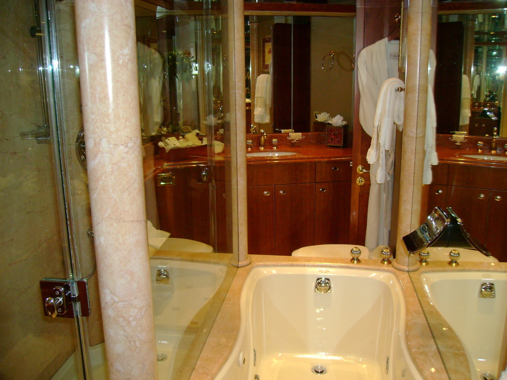 [34m-Yacht-TRUE-JOY]-6267-131.jpg