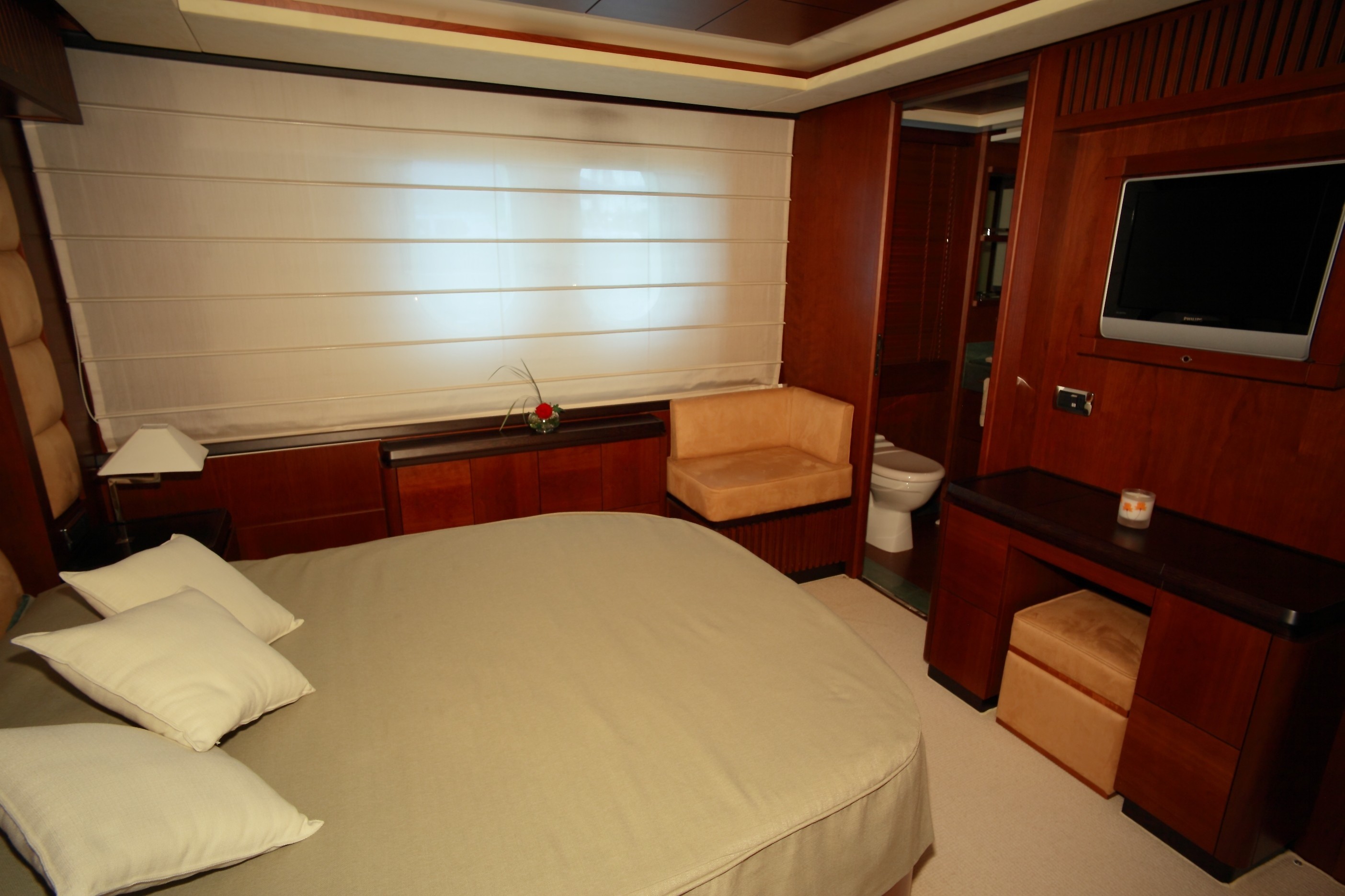 [35m-Yacht-HYE-SEAS-II]-6702-129.jpg