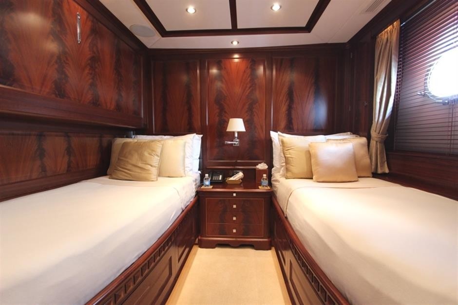 [36m-Yacht-ANDIAMO]-6195-128.jpg