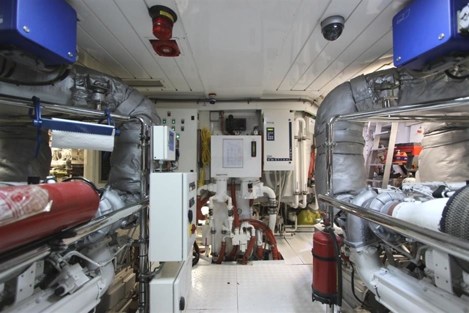 [36m-Yacht-ANDIAMO]-6195-150.jpg